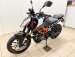 Klikněte pro detailní foto č. 4 - KTM 125 Duke,ABS,9000 KM