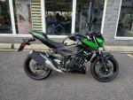 Klikněte pro detailní foto č. 1 - Kawasaki Z 400