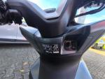 Klikněte pro detailní foto č. 11 - Honda PCX 125 smart top box DEMO