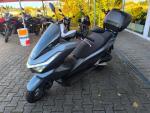 Klikněte pro detailní foto č. 3 - Honda PCX 125 smart top box DEMO