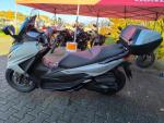 Klikněte pro detailní foto č. 4 - Honda Forza 350 DEMO vč. Smart Top Box