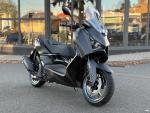 Yamaha XMAX 125 Tech MAX / 306 km / 1. servis zdarma