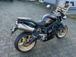 Klikněte pro detailní foto č. 4 - Triumph Street Triple 675 R 1. MAJ