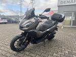 Klikněte pro detailní foto č. 4 - Honda ADV 350 s el. kufrem Honda 45L