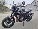 Klikněte pro detailní foto č. 4 - Triumph Trident 660