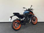 Klikněte pro detailní foto č. 3 - KTM 125 Duke