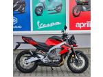 Klikněte pro detailní foto č. 5 - Aprilia Tuono 457 Piranha Red + ZDARMA příslešenství za 10.000 Kč