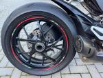 Klikněte pro detailní foto č. 8 - Ducati Streetfighter V2