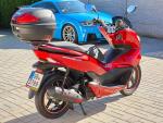 Klikněte pro detailní foto č. 5 - Honda PCX150, původ ČR, kufr, serviska, DPH