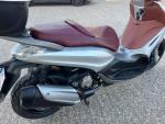 Klikněte pro detailní foto č. 7 - Piaggio Beverly 350