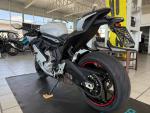 Klikněte pro detailní foto č. 8 - CFMOTO 675 SR-R - šedá, bílá AKCE