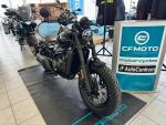 Klikněte pro detailní foto č. 1 - CFMOTO 450 CL-C Bobber - černá, bílá AKCE helma
