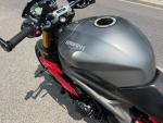 Klikněte pro detailní foto č. 6 - Triumph Speed Triple R