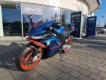 Klikněte pro detailní foto č. 5 - Aprilia RSV4 1100 Stingray Blu