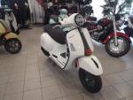 Klikněte pro detailní foto č. 2 - Vespa GTS 125 Super