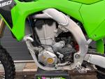 Klikněte pro detailní foto č. 7 - Kawasaki KX 450 F