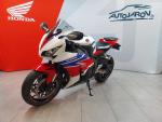 Klikněte pro detailní foto č. 4 - Honda CBR 1000 RR Fireblade