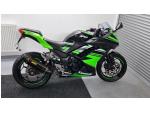 Klikněte pro detailní foto č. 12 - Kawasaki Ninja 300 KRT Edition ( 5 tis.km)