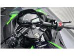 Klikněte pro detailní foto č. 7 - Kawasaki Ninja 300 KRT Edition ( 5 tis.km)