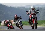 Klikněte pro detailní foto č. 12 - Ducati Monster Plus