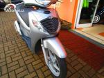 Klikněte pro detailní foto č. 5 - Honda SH 150i HEZKÝ STAV STROJE