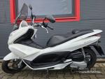 Klikněte pro detailní foto č. 12 - Honda PCX 125