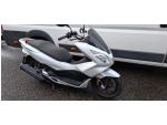 Klikněte pro detailní foto č. 2 - Honda PCX 125  ( 16 tis.km)