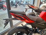 Klikněte pro detailní foto č. 5 - Aprilia Tuono 457 Piranha Red - Ihned skladem
