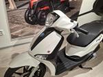 Klikněte pro detailní foto č. 3 - Piaggio Liberty 125 S - Bianco Luna - Ihned skladem
