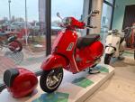 Klikněte pro detailní foto č. 2 - Vespa 310 Super E5+ Rosso Coraggioso