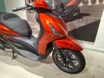 Klikněte pro detailní foto č. 11 - Piaggio Beverly 300 S Arancio Sunset - Ihned skladem