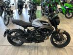 Klikněte pro detailní foto č. 2 - Moto Morini Seiemmezzo STR 650