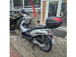 Klikněte pro detailní foto č. 4 - Piaggio Beverly 300, Topcase, 2x klíč