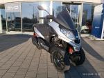 Klikněte pro detailní foto č. 1 - Piaggio MP3 300 Sport Argento Cometa (sleva 20.000.-)