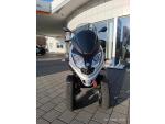 Klikněte pro detailní foto č. 2 - Piaggio MP3 300 Sport Argento Cometa (sleva 20.000.-)