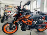 Klikněte pro detailní foto č. 9 - KTM 125 Duke - TOP STAV / 11 KW pro A1/ 2024