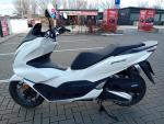 Klikněte pro detailní foto č. 2 - Honda PCX 125 Komisní prodej
