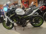 Klikněte pro detailní foto č. 2 - Kawasaki Z 650 ABS 12TKM + 2xVÝFUKY/MOŽNO 35KW