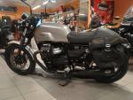 Klikněte pro detailní foto č. 2 - Moto Guzzi V7 III Rough MNOHO EXTRA,TOP STAV