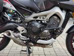 Klikněte pro detailní foto č. 11 - Yamaha MT-09, 2x kufr, plexi, padací rám, doplňky