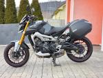 Klikněte pro detailní foto č. 8 - Yamaha MT-09, 2x kufr, plexi, padací rám, doplňky