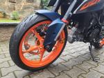 Klikněte pro detailní foto č. 11 - KTM 125 Duke - TOP STAV 4400 KM - TOVÁRNÍ ZÁRUKA - 6/2026