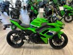 Klikněte pro detailní foto č. 2 - Kawasaki Ninja 650 2026