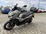 Klikněte pro detailní foto č. 4 - Honda ADV 350 s el. kufrem Honda 45L