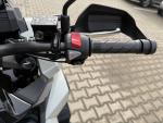 Klikněte pro detailní foto č. 9 - Honda ADV 350 s el. kufrem Honda 45L