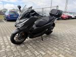 Klikněte pro detailní foto č. 4 - Honda Forza 350 s el. kufrem Honda 45L
