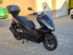 Klikněte pro detailní foto č. 3 - Honda PCX125, 2024, 2.070km, kufr, plexi