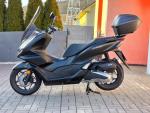 Klikněte pro detailní foto č. 8 - Honda PCX125, 2024, 2.070km, kufr, plexi