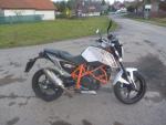 Klikněte pro detailní foto č. 2 - KTM 690 Duke R
