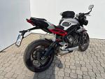 Klikněte pro detailní foto č. 3 - Triumph Triumph Street Triple R  / 87kW
